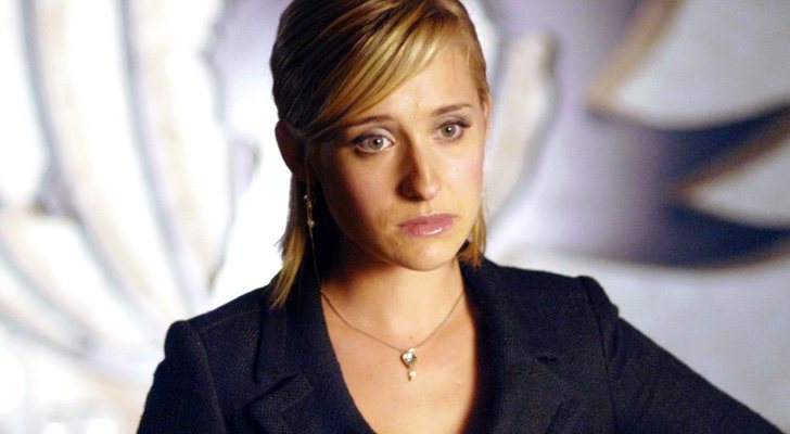 Allison Mack como Chloe Bennet en 'Smallville'
