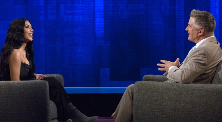 Kim Kardashian y Alec Baldwin en &#39;The Alec Baldwin Show&#39;