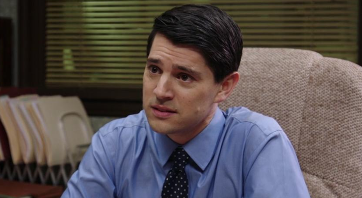 Nicholas D&#39;Agosto en &#39;Trial & Error&#39;