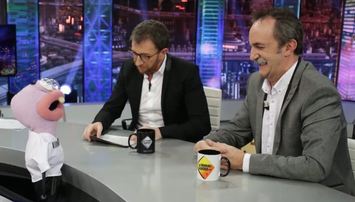 Pablo Motos y Santi Rodríguez en 'El hormiguero'