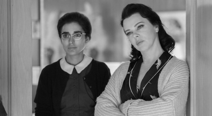 Inma Cuesta y Debi Mazar en 'Arde Madrid', de Movistar+