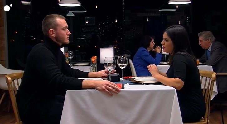 Jorge y Mariana durante s cita en 'First Dates'