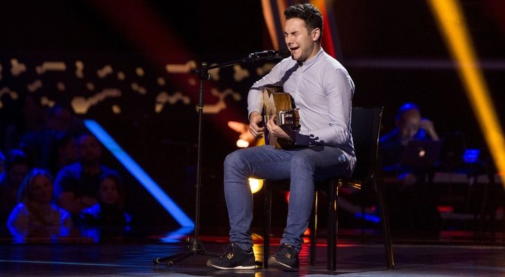 Kiko Peña interpretando &quot;Lágrimas negras&quot; en &#39;La Voz&#39;