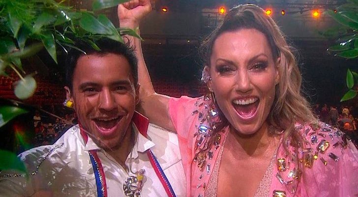 Jon Henrik Fjällgren y Lina Hedlund