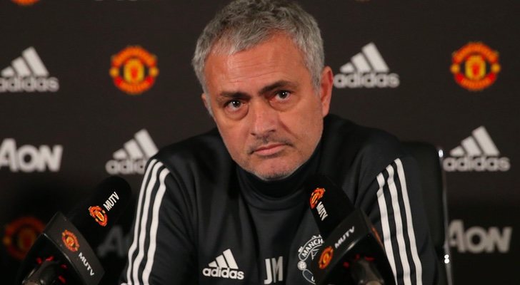 Jose Mourinho comentará la final de la Copa Carabao en Dazn