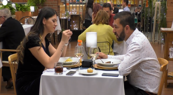 Carolina y José en su cita en 'First Dates'