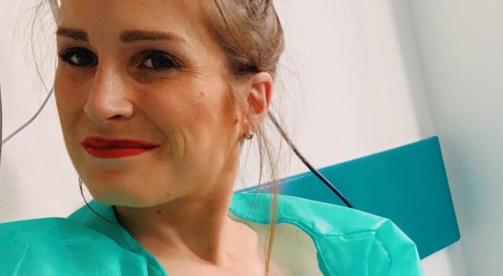 Verdeliss posa en el hospital junto a su hija en una imagen compartida en su cuenta de Instagram