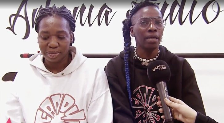 Eva y Dnoé, hermanas de Carolina Sobe