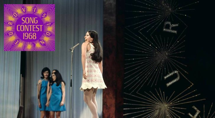 El logotipo original de la UER fue adoptado en varias ocasiones por el Festival de Eurovisión e incluso inspiró el escenario