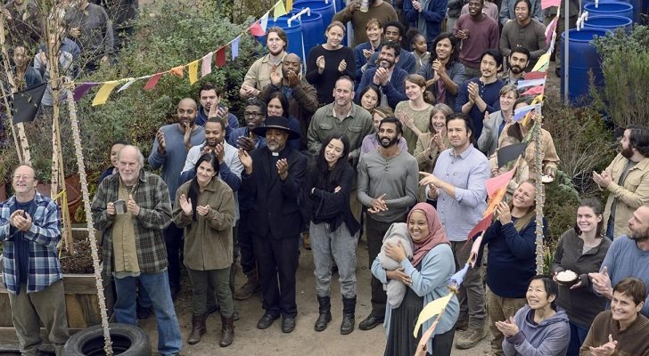 Las comunidades se reúnen en la feria en 'The Walking Dead'