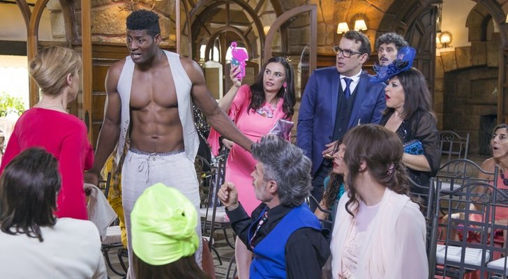 Ricardo Nkosi irrumpe como Ongombo en el final de la temporada 10 de 'La que se avecina'