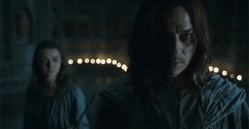 Arya Stark se enfrenta a Jaquen