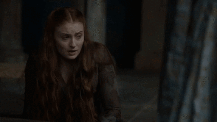 Petyr arroja a Lysa por la Puerta de la Luna