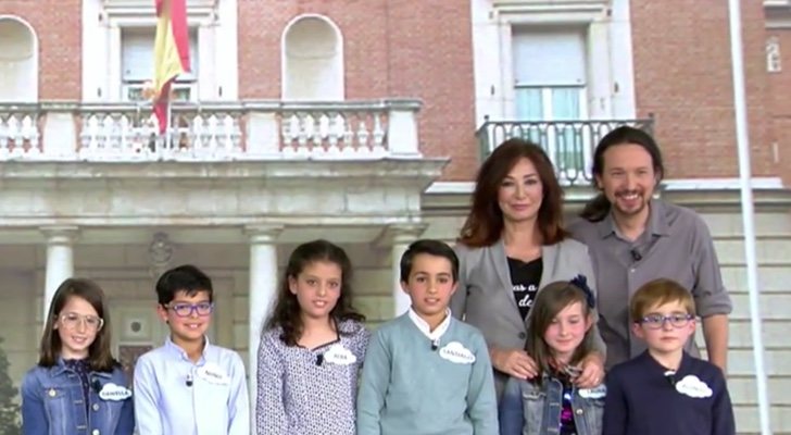 Postal final de 'Érase una vez...en Moncloa'