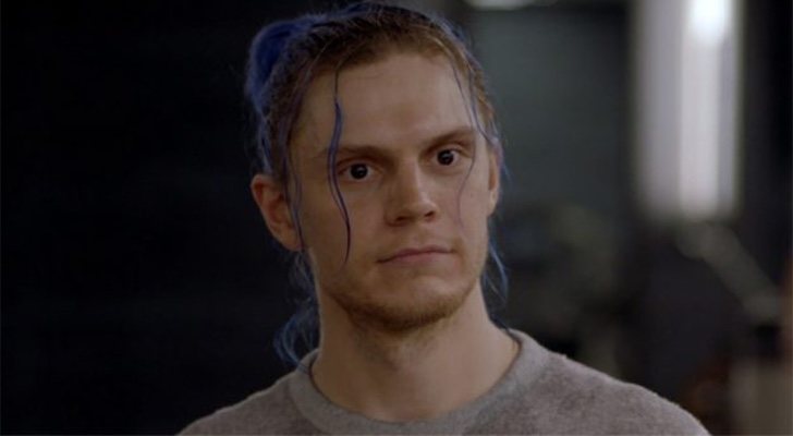 2. Evan Peters' Blue Hair Is the Most Dramatic Hair Change - wide 4
