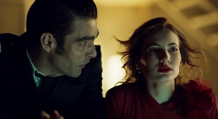 Jon Kortajarena e Ivana Baquero, en &#39;Alta mar&#39;