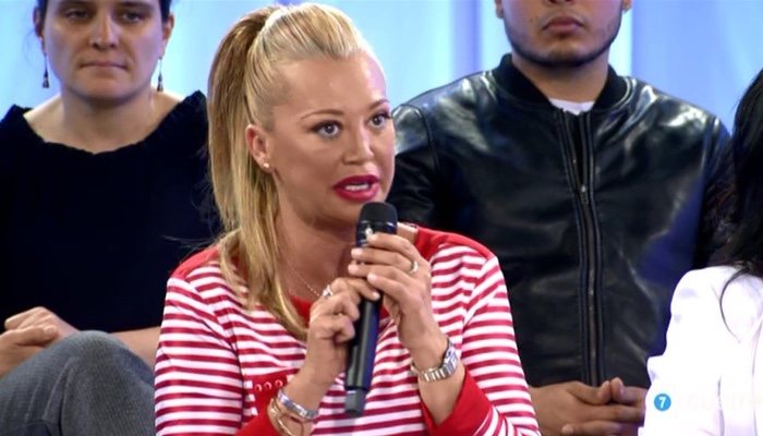 Belén Esteban tomó la palabra en el debate 'Todo es mentira'