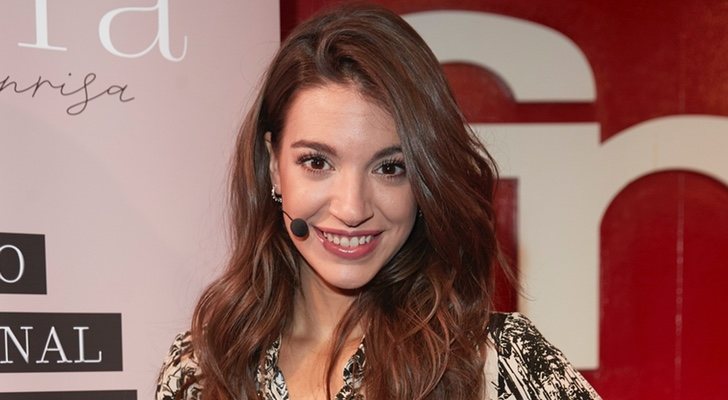 Ana Guerra en la presentación de su libro "Con una sonrisa"