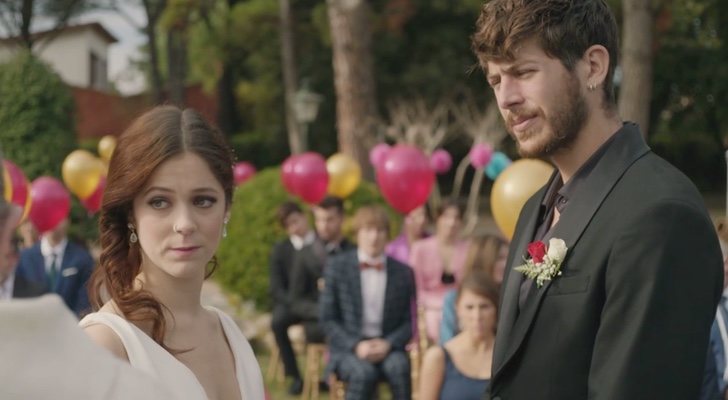 Boda falsa de Álex y Nil, en 'Benvinguts a la família'