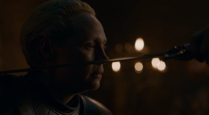 Brienne rompe con todas las normas establecidas y cumple su sueño