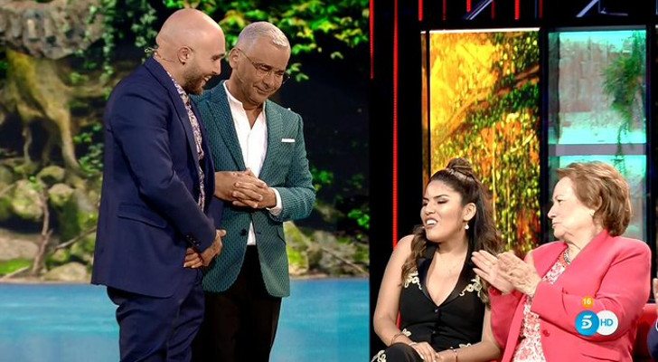 Kiko zanja la polémica con Isa