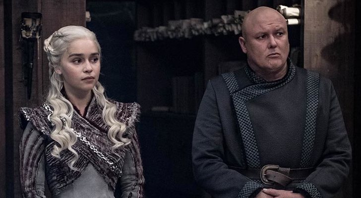 Daenerys Targaryen y Lord Varys en 'Juego de Tronos'