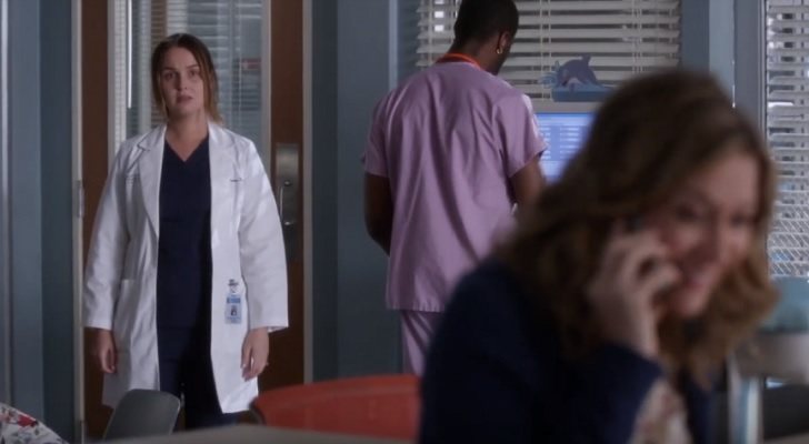 Jo destrozada ante el error cometido en 'Anatomía de Grey'