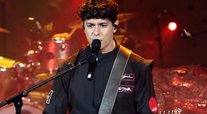 Alfred García en uno de los conciertos de su gira "1016 Tour"