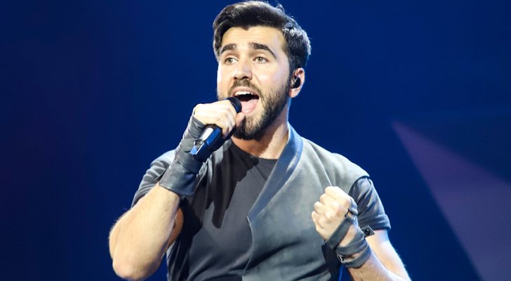 Chingiz en el primer ensayo de "Truth"