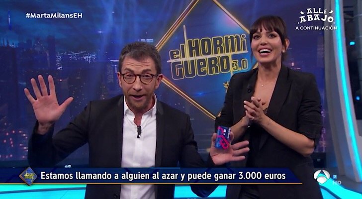 Pablo Motos y Marta Milans en 'El hormiguero'