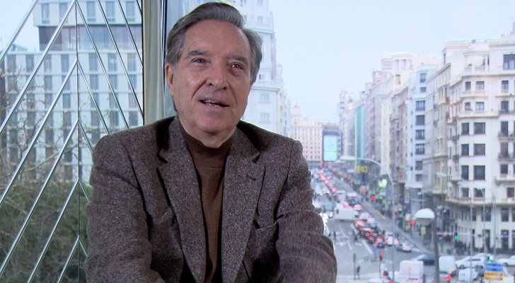 Iñaki Gabilondo en un fotograma de 'Imprescindibles'