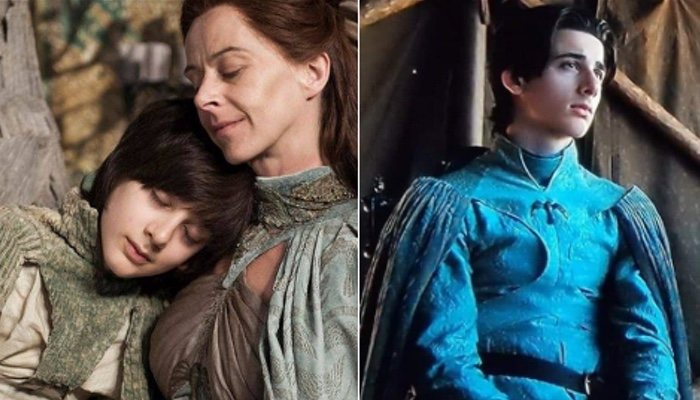 A la izda., Robin Arryn junto a su madre Lysa; a la dcha., en el 8x06 de 'Juego de Tronos'