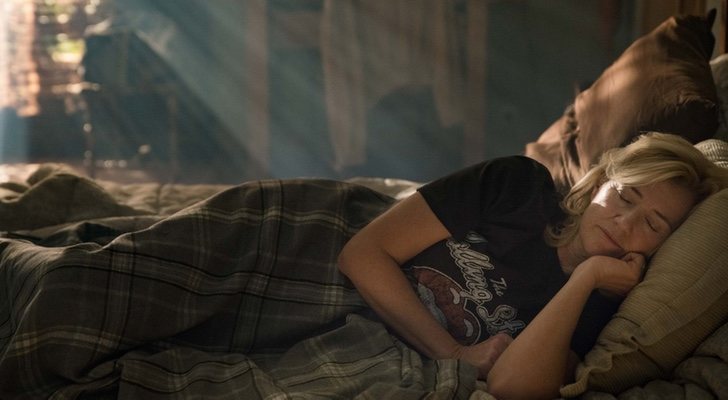 Ana Duato como Mercedes, relajándose lejos de Antonio en 'Cuéntame cómo pasó'