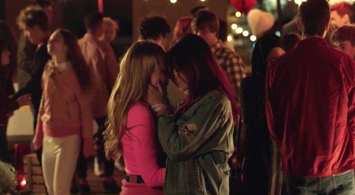 Cris y Joana, juntas en el episodio final de la segunda temporada de &#39;Skam España&#39;