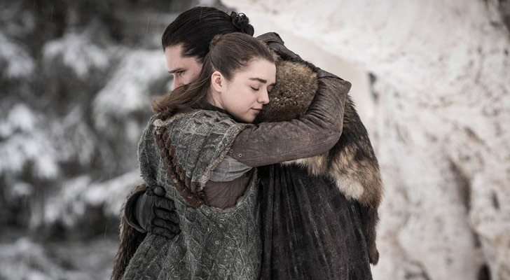 Jon y Arya se funden en un abrazo