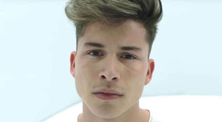 Raoul Vázquez en el videoclip de "Estaré ahí"