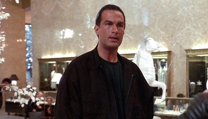Steven Seagal en &quot;Señalado por la muerte&quot;