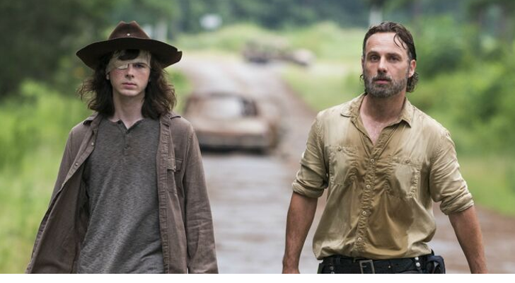 Rick y Carl en la octava temporada de 'The Walking Dead', la última que compartieron