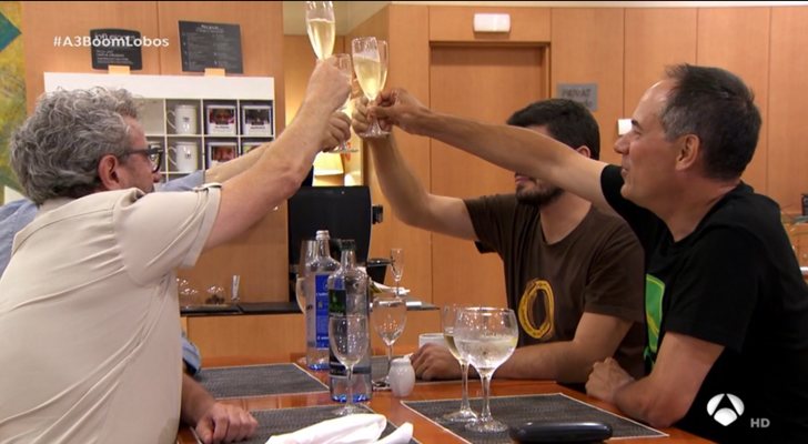 Los Lobos celebran su victoria tras conseguir el bote de '¡Boom!'