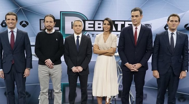 Ana Pastor, Vicente Vallés y los principales candidatos a la presidencia en 'El Debate Decisivo'
