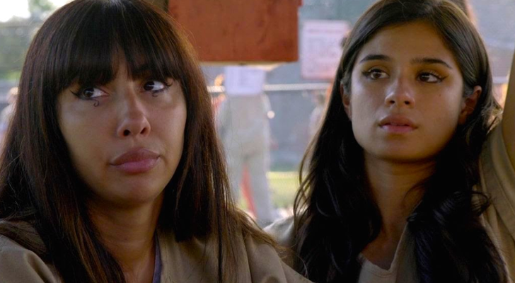 Flaca y Martiza en el patio de la cárcel durante la quinta temporada
