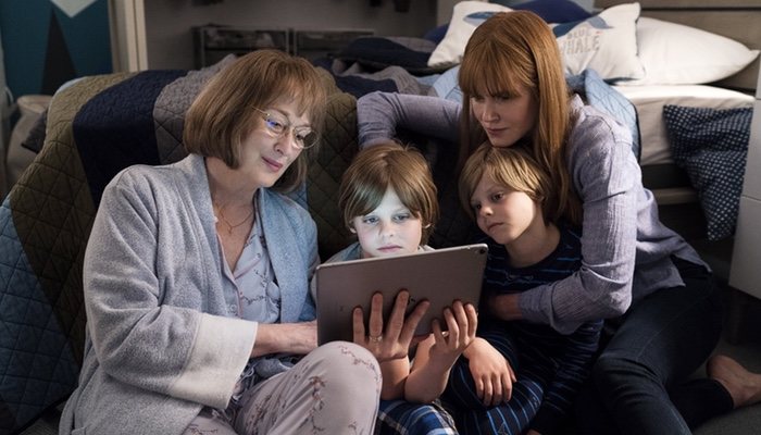 Nicole Kidman junto a sus hijos y su suegra (Meryl Streep) en 'Big Little Lies'