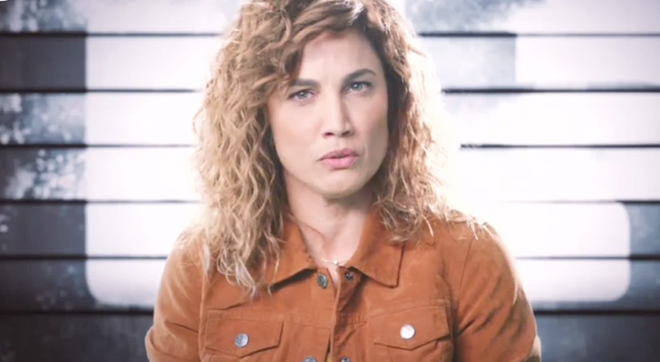 Toni Acosta en el vídeo promocional de 'Señoras del (h)AMPA'