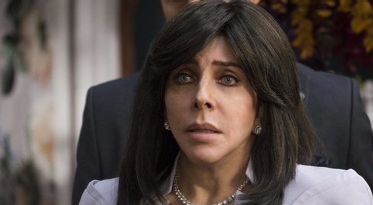 Verónica Castro es Virginia de la Mora en 'La casa de las flores'