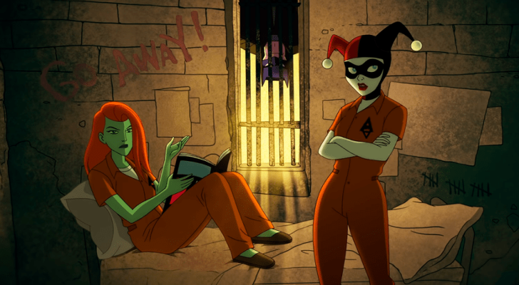 Harley Quinn comparte celda con Hiedra Venenosa bajo la atenta mirada de Batman en una promoción de 'Harley Quinn'