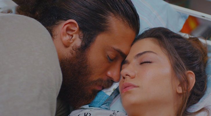 Can y Sanem duermen juntos en 'Erkenci Kus: Pájaro soñador'