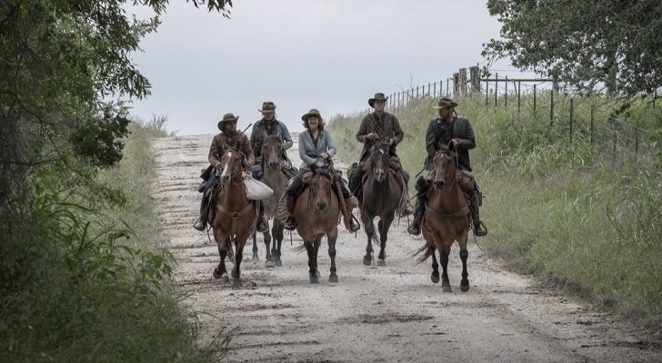 Virginia y Los Colonos en 'Fear The Walking Dead'