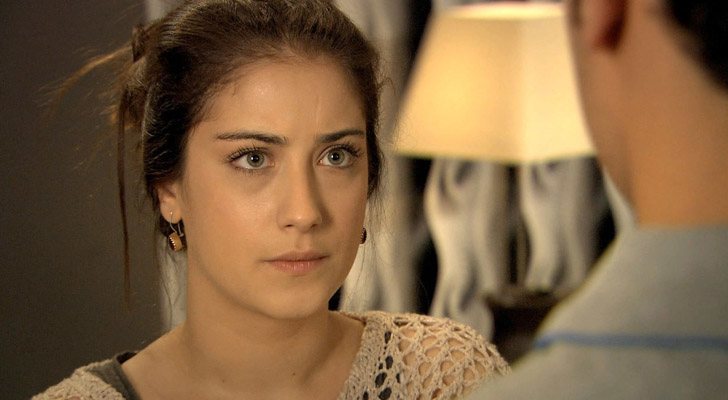 Hazal Kaya, actriz protagonista de 'El secreto de Feriha'