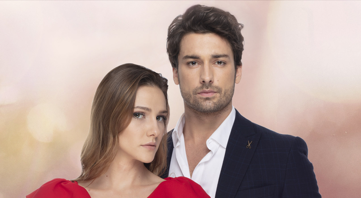 Alina Boz y Alp Navruz protagonizan &#39;Elimi Birakma&#39;