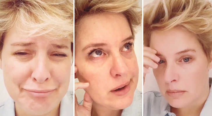 Tania Llasera, llorando en Instagram